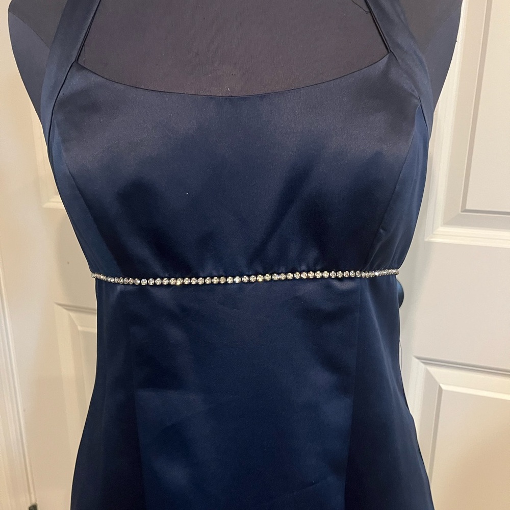 Elegant Navy Blue Dress with Rhinestone Detail